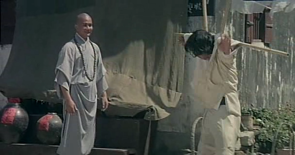 불장나한권.The.Buddhist.Fist.1979.DVDRip.XViD-GREiD.avi_001754254.png