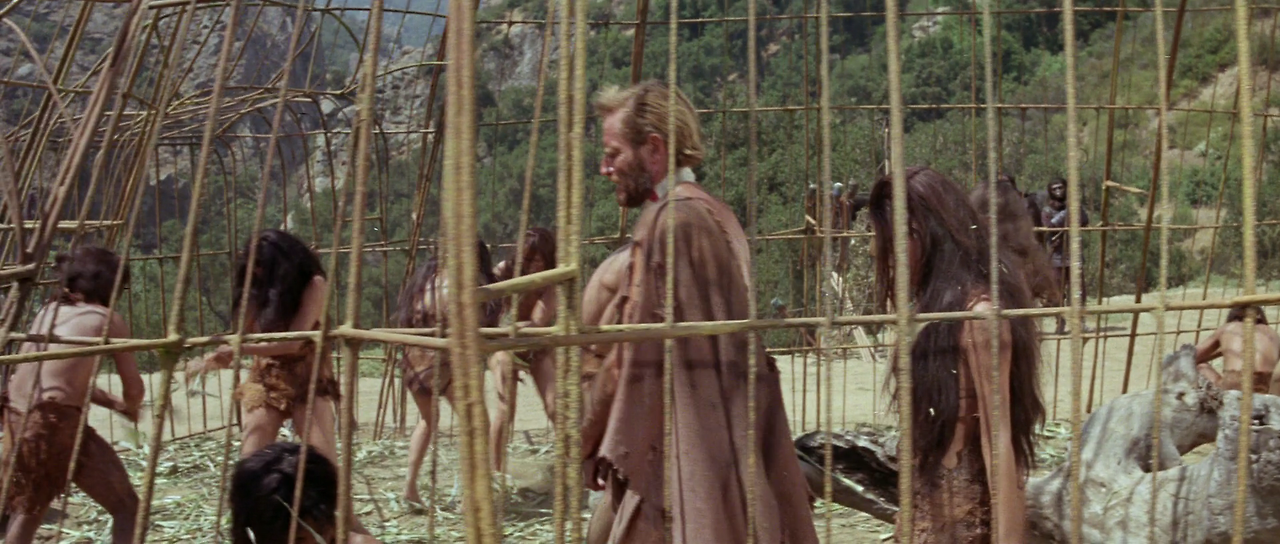 1968 Planet.Of.The.Apes.1968.1080p.BluRay.x264-SPARKS.mkv_002585963.png