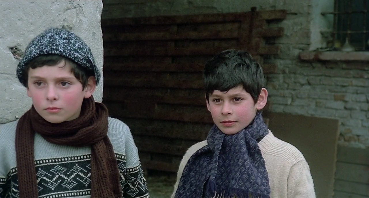 살로 소돔의 120일 Salo.Or.The.120.Days.Of.Sodom.1975.720p.BRRip.H264.AAC-ETRG.mp4_000647702.png