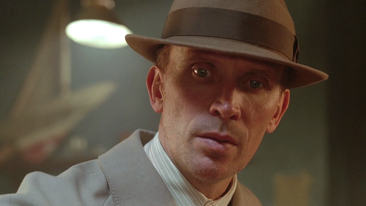 네이키드 런치 Naked.Lunch.1991.1080p.BluRay.x264.anoXmous.mp4_002922967.png