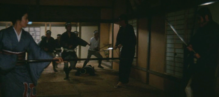 관동의_붉은_벚꽃_일족.영자막.The.Red.Cherry.Blossom.Family.of.Kanto.1972.DVDRip.XviD.AC3 (32).png