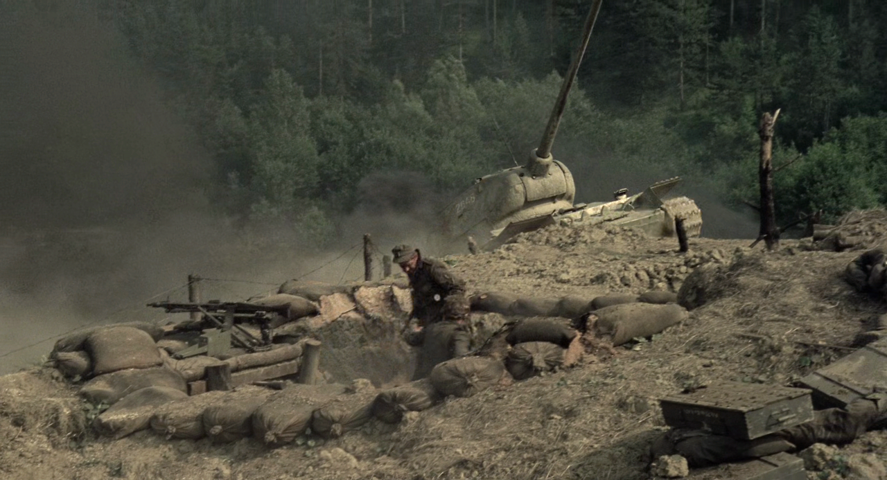 철십자 훈장.Cross Of Iron.1977.1080p.BluRay.x265-RARBG.mp4_012242476.png