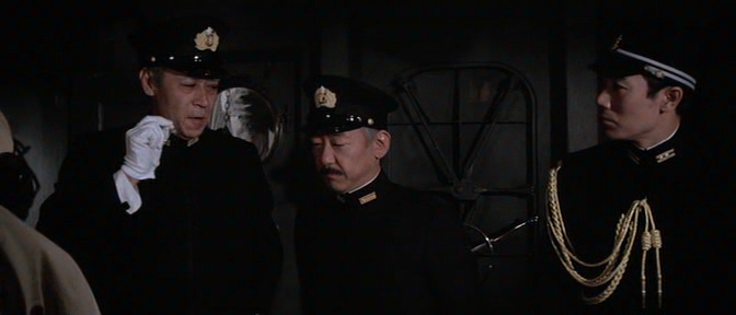 미드웨이.Midway.(1976).DVDRip.XViD.AC3.CD2.Lrietveld.avi_000554127.png