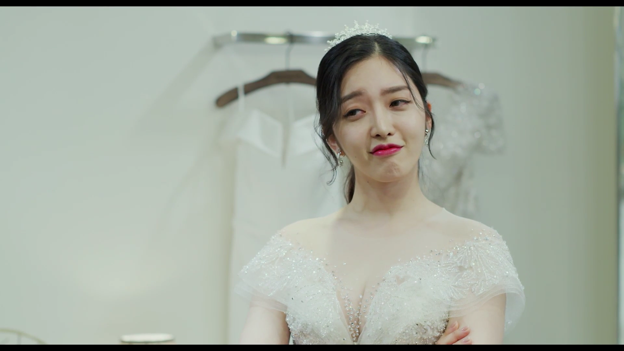 색다른 그녀.2021.1080p.FHDRip.H264.AAC-NonDRM.mp4_002074416.png