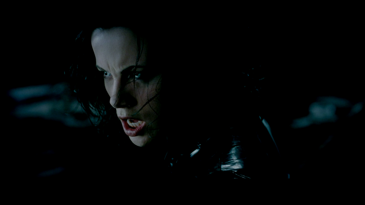 Underworld II.2006.Bluray.1080p.LPCM.5.1.x264-GrymLegacy.mkv_005728348.png