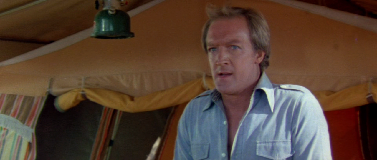 부시맨 The.Gods.Must.Be.Crazy.1984.1080p.WEBRip.x265-RARBG.mp4_014419153.png