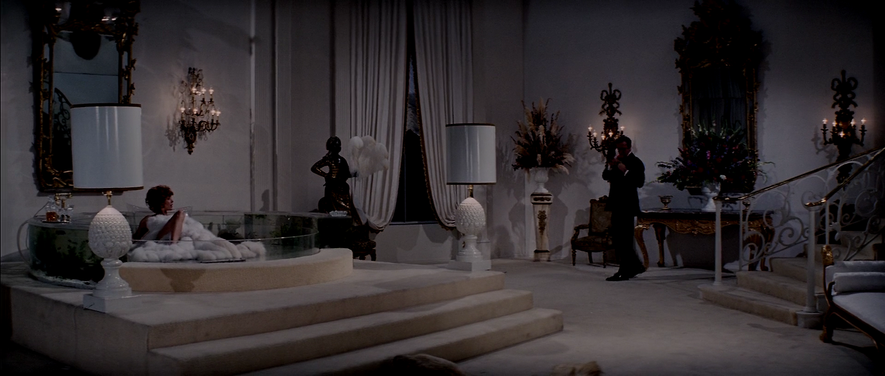 1971 - Diamonds.Are.Forever.1080p.BluRay.DTS.HighCode.mkv_004190061.png