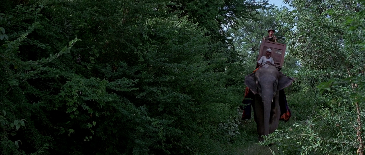 1983 - Octopussy.1080p.BluRay.DTS.HighCode.mkv_003773979.png