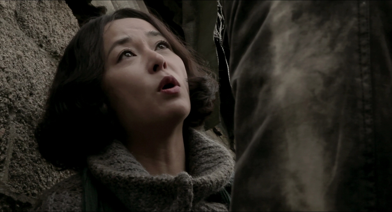 피에타.Pieta.2012.LIMITED.1080p.BluRay.x264-GiMCHi.mkv_001287703.png