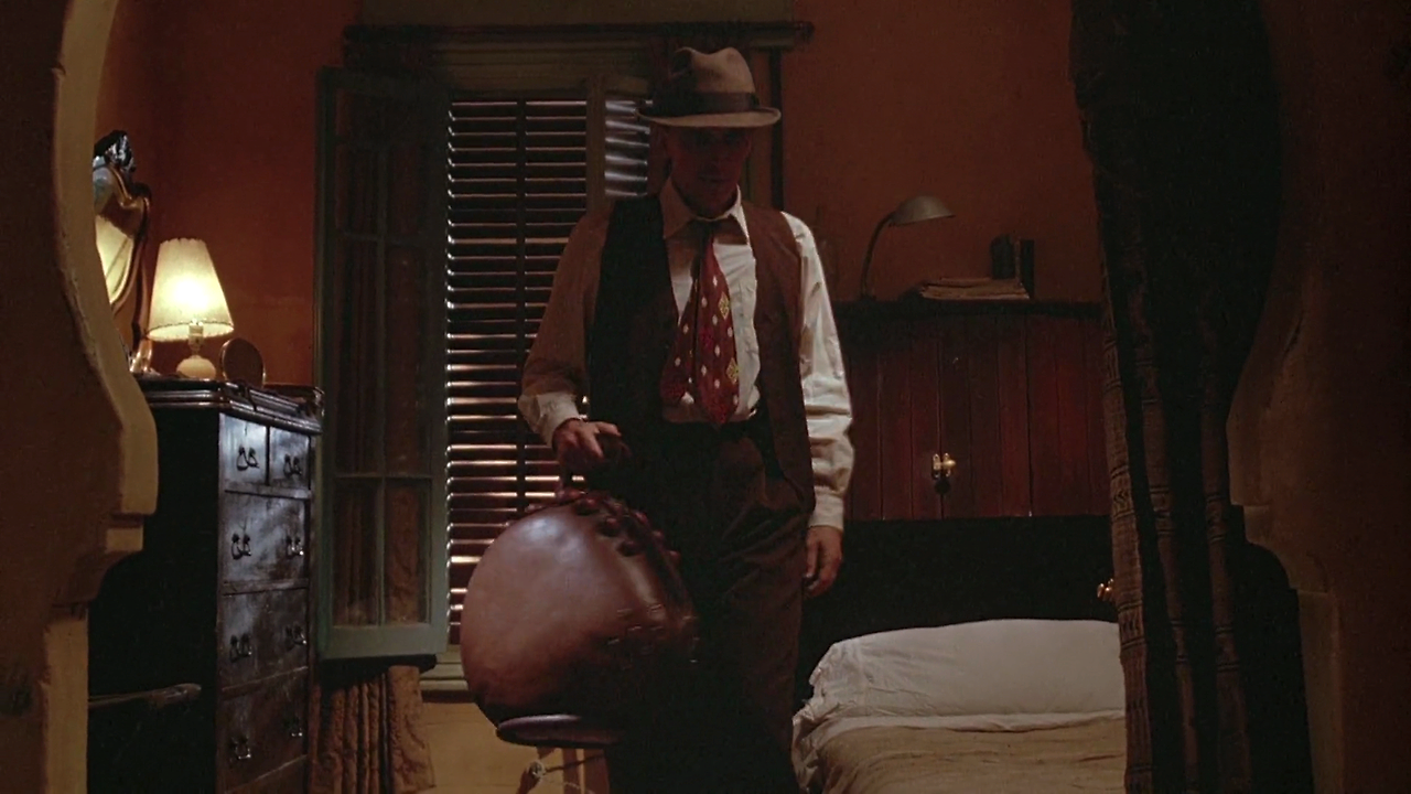 네이키드 런치 Naked.Lunch.1991.1080p.BluRay.x264.anoXmous.mp4_013513639.png