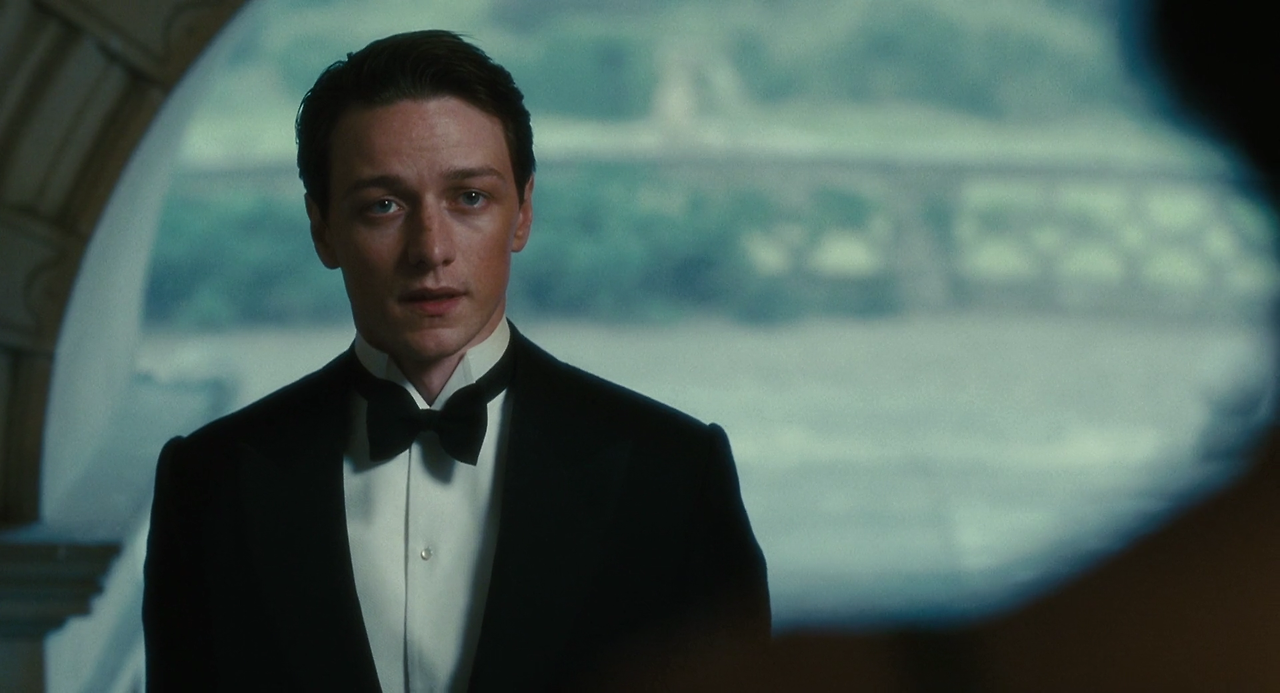 어톤먼트 Atonement.2007.1080p.BluRay.H264.AAC-RARBG.mp4_002002168.png