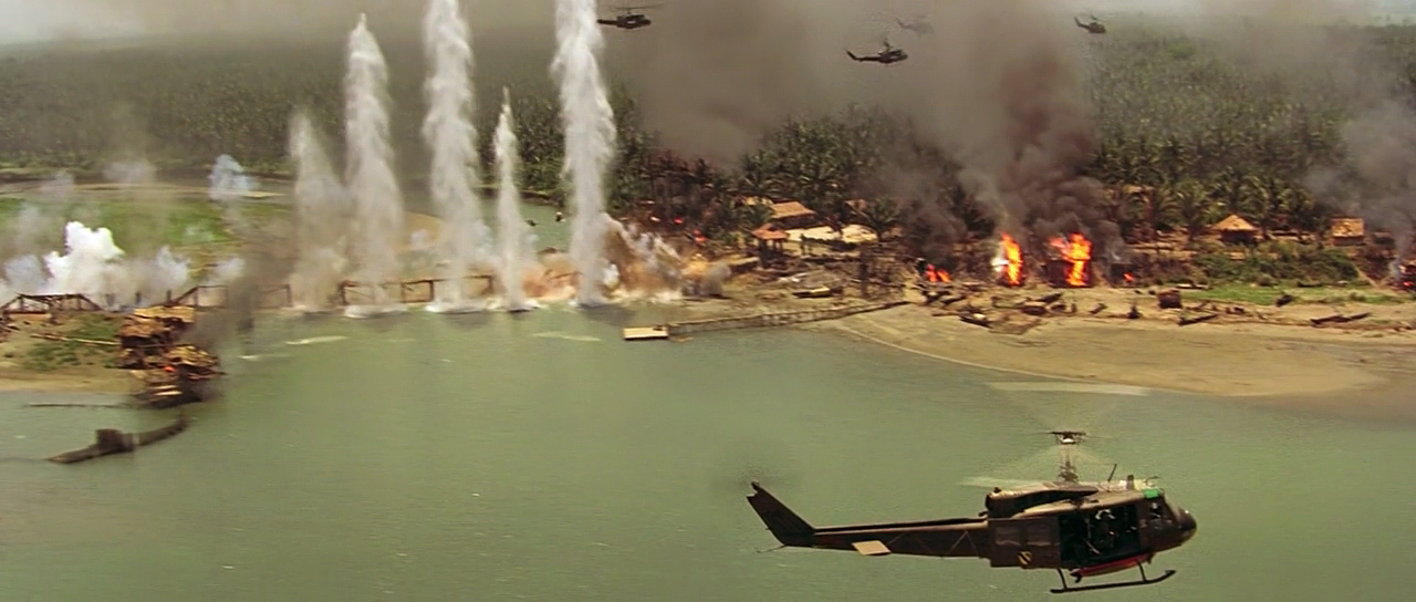 [전쟁영화]지옥의 묵시록.Apocalypse Now 2001 Redux 720p BRRip x264-HDLiTE.mp4_004502641.png