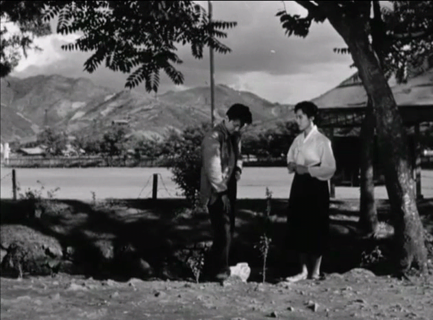 1959년.구름은 흘러도,김영옥,최남현,엄앵란.avi_003904688.png