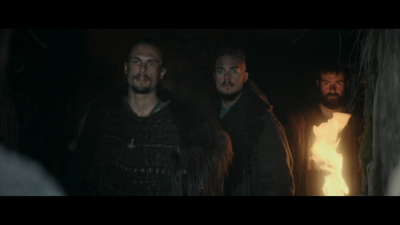 -   ★  (23.07.28)  [최신영화] 세븐 킹스 머스트 다이 (정식릴).2023.1080p.WEB-DL.DDP5.1.x264-AOC.mkv_003082440.png