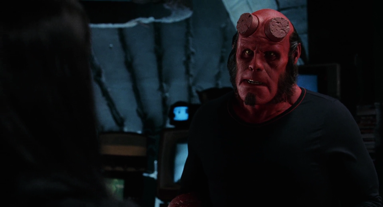Hellboy.2004.DC.REMASTERED.1080p.BluRay.H264.AAC-RARBG.mp4_004541958.png