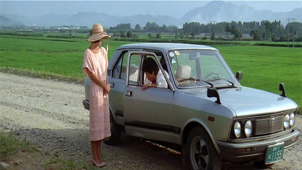 무릎과 무릎사이.Knee.to.Knee.1984.XviD.AC3.CD2-WAF.avi_000720439.png