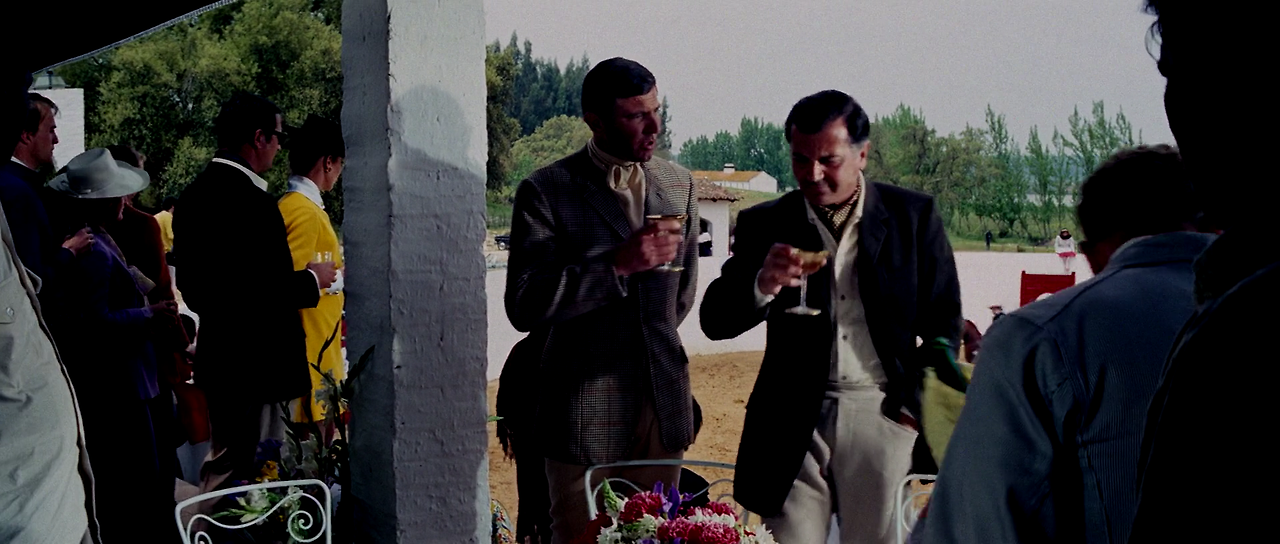 1969 - On.Her.Majesty's.Secret.Service.1080p.BluRay.DTS..HighCode.mkv_001990989.png