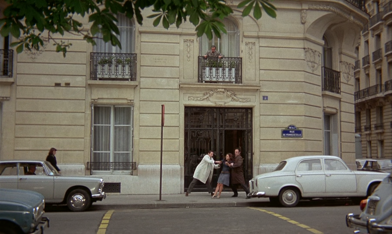 The Discreet Charm of the Bourgeoisie 1972 (1080p Bluray x265 HEVC 10bit AAC 2.0 French Tigole).mkv_002854000.png