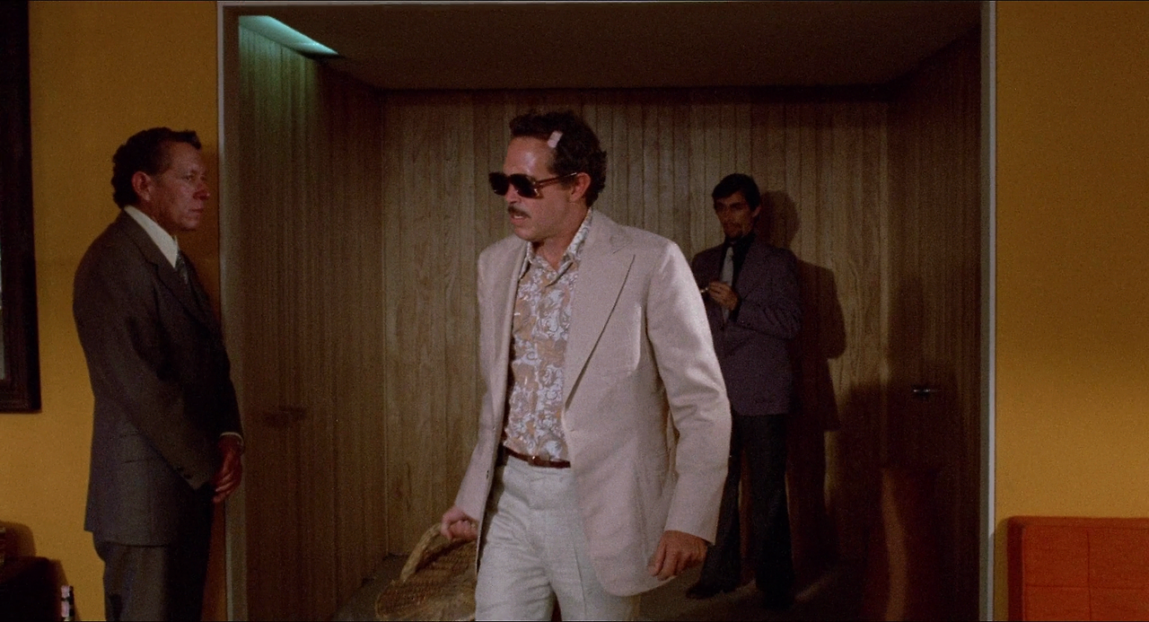 Bring.Me.the.Head.of.Alfredo.Garcia.1974.REMASTERED.1080p.BluRay.X264-AMIABLE.mkv_013743351.png