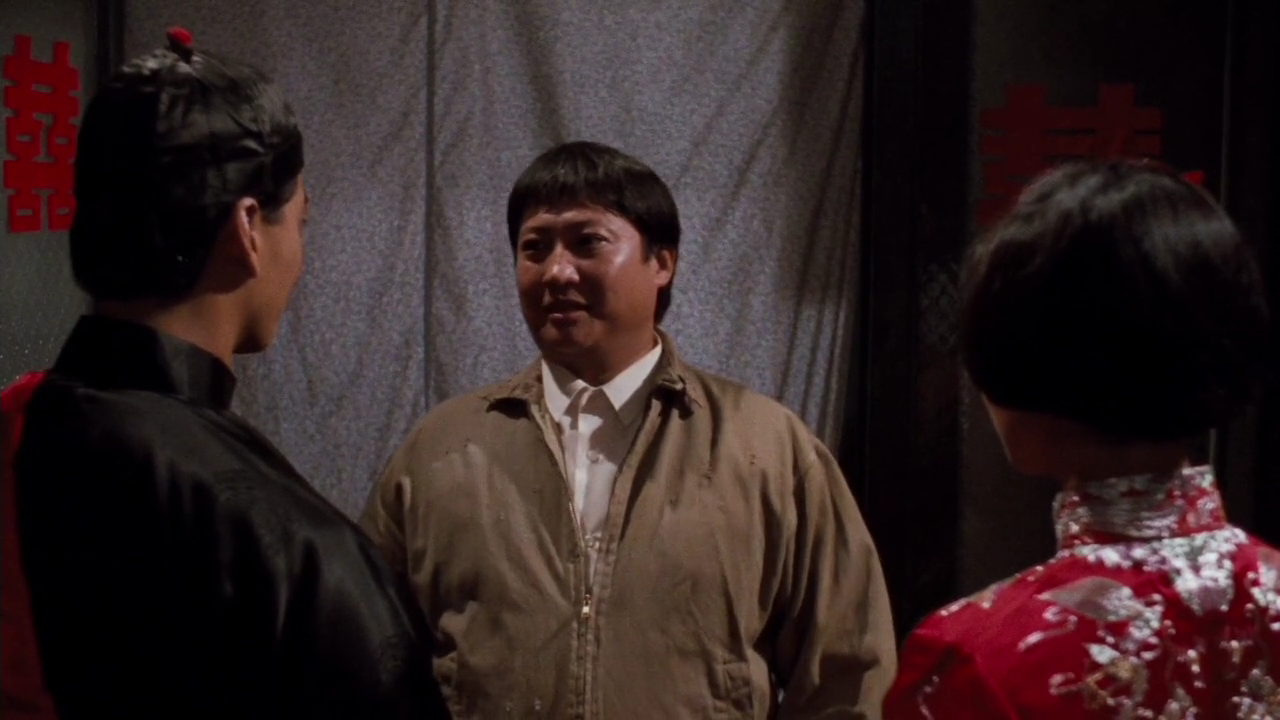 군룡희봉.홍금보.Pedicab.Driver.1989.720p.WEBCap.x264.AAC.2.0-MiNT.mkv_004240733.png