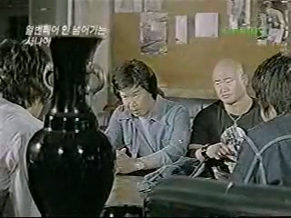 열번_찍어도_안_넘어진_사나이(1980년)(이주일,백일섭,민복기).mp4_010224439.png