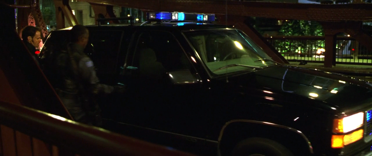 네고시에이터 The.Negotiator.1998.720p.BRRip.x264-x0r.mkv_020205699.png