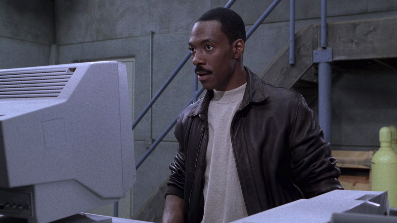 Beverly Hills Cop III (1994) RM4K (1080p BluRay x265 HEVC 10bit AAC 5.1 Tigole).mkv_012848436.png