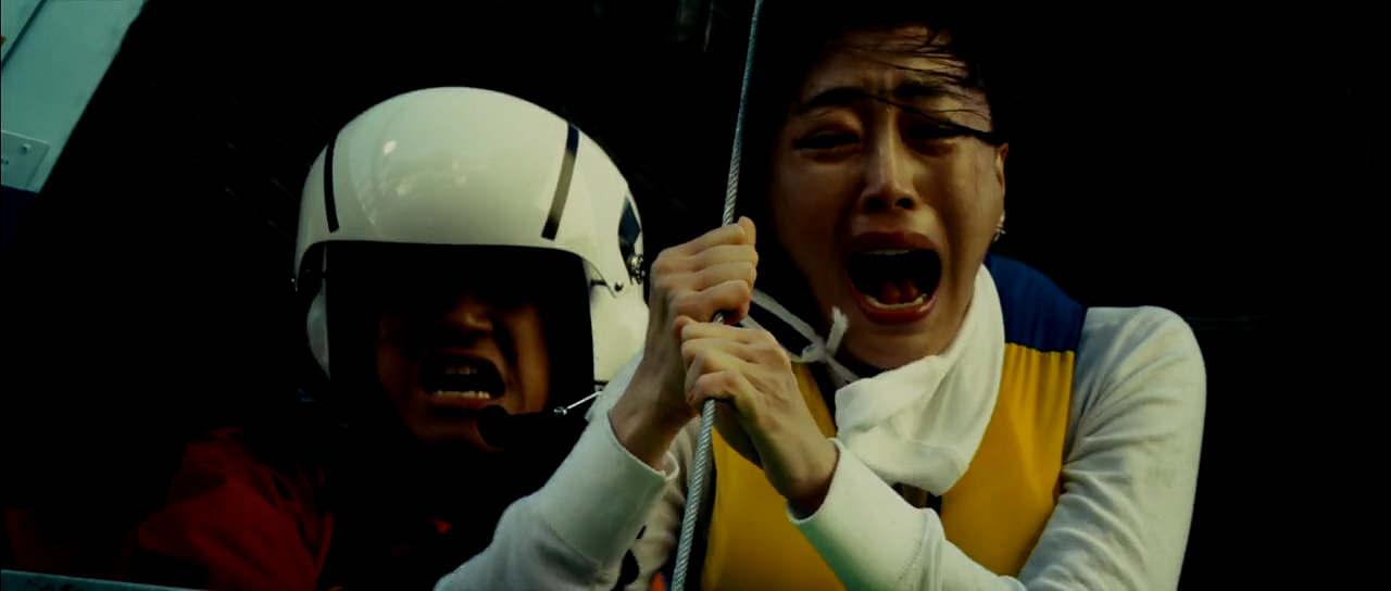 해운대 Tidal.Wave.2009.KOREAN.720p.BluRay.H264.AAC-VXT.mp4_006168293.png