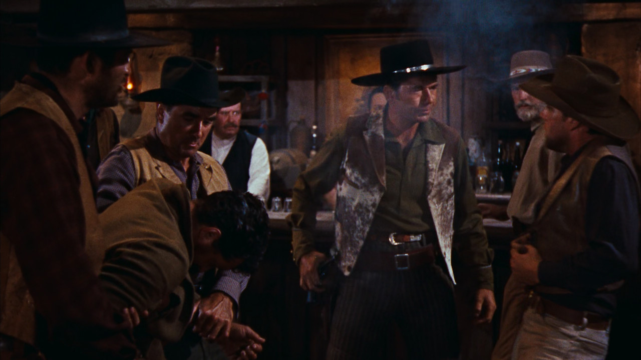 Rio Bravo (1959) (1080p BluRay x265 HEVC 10bit AAC 1.0 Tigole).mkv_000222055.png