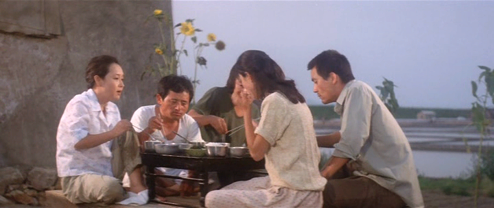 The Ball Shot by a Midget.avi_001503891.png