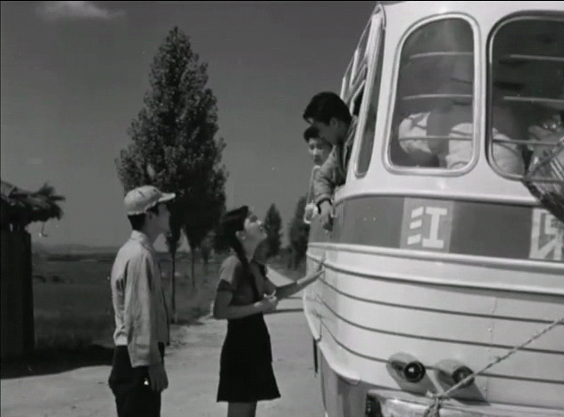 1959년.구름은 흘러도,김영옥,최남현,엄앵란.avi_005113868.png