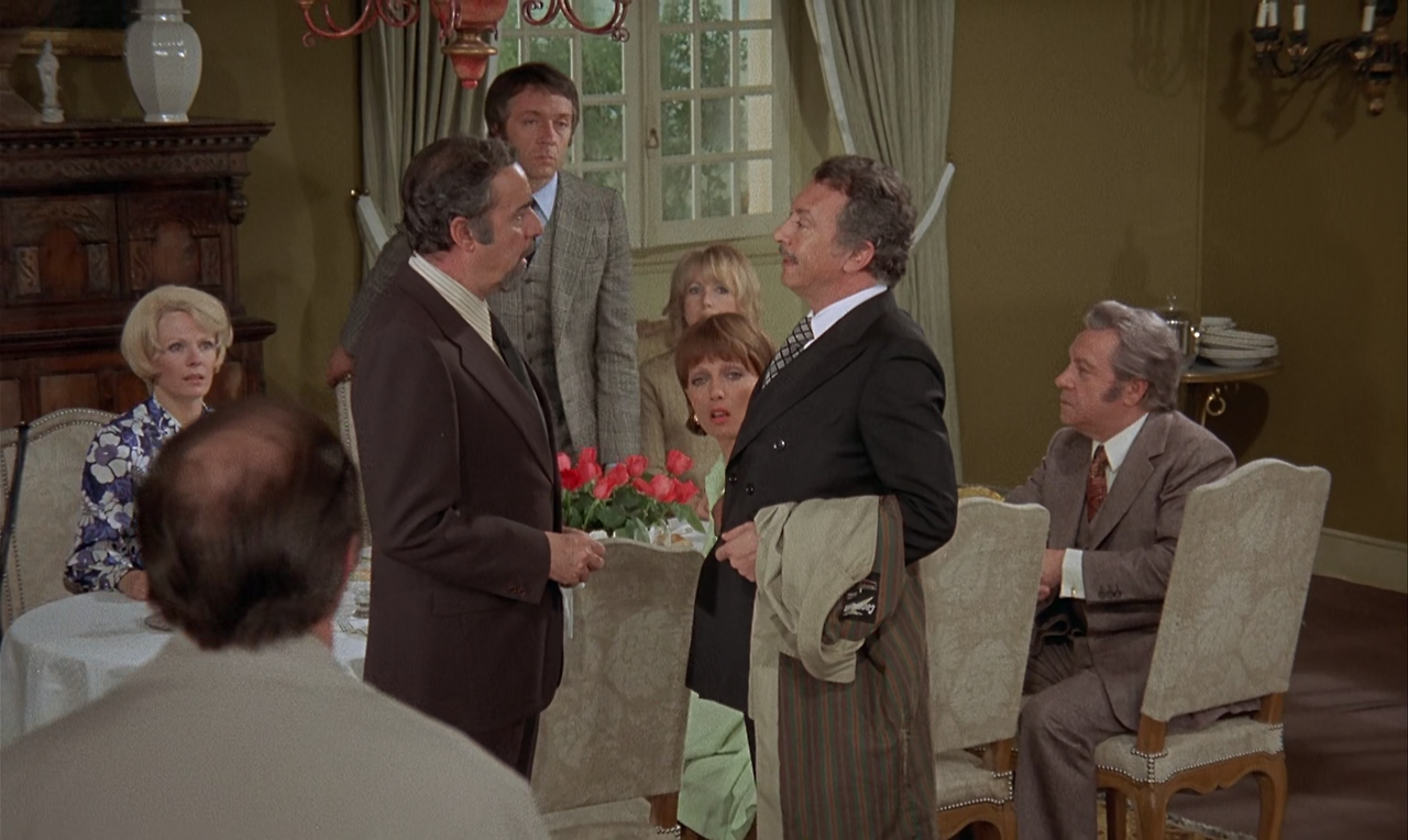 The Discreet Charm of the Bourgeoisie 1972 (1080p Bluray x265 HEVC 10bit AAC 2.0 French Tigole).mkv_004921750.png
