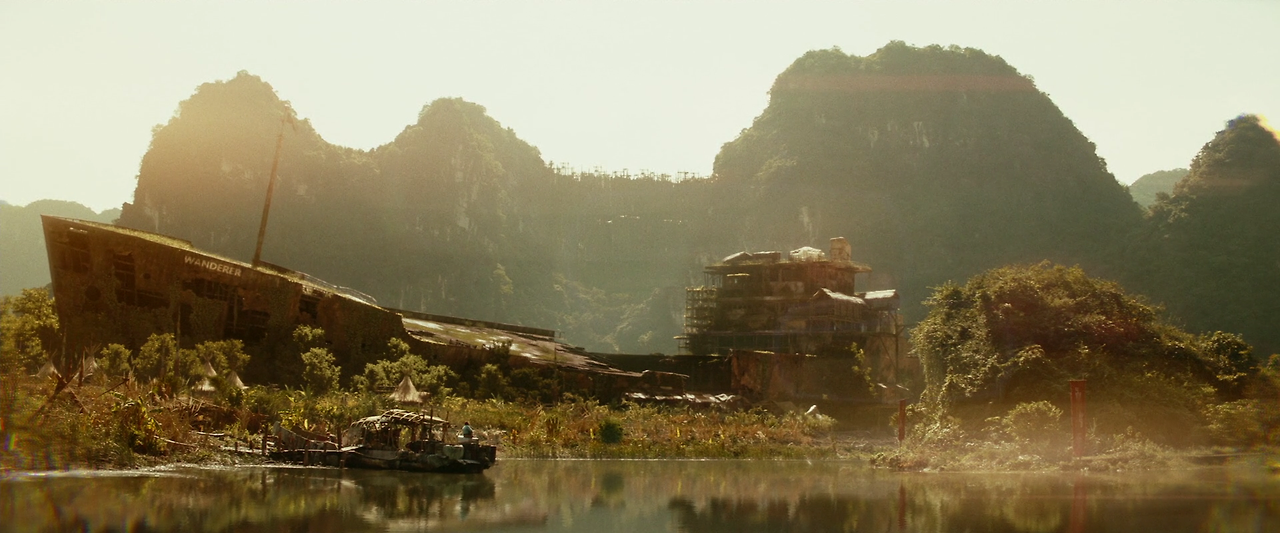 Kong.Skull.Island.2017.1080p.BluRay.x264.DTS-HD.MA.7.1-FGT.mkv_003733653.png