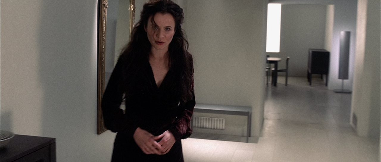 이퀄리브리엄 Equilibrium.2002.1080p.BluRay.x265.TrueHD-SAMPA.mkv_001545127.png