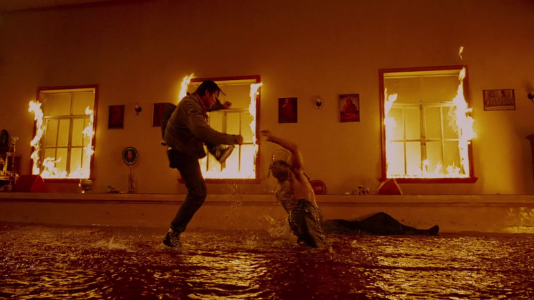 옹박_두번째_미션_The.Protector.2005.Ultimate.Edition.BluRay.720p.AC3.3Audio-CHD.mkv (16).png