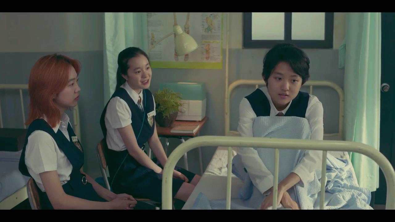 보건교사 안은영 2020.720p.HDRip.H264.AAC-NonDRM.mkv_024515597.png