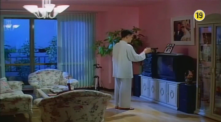 [마누라 죽이기] 박중훈,최진실 How To Top My Wife, 1994.mp4_011150331.png