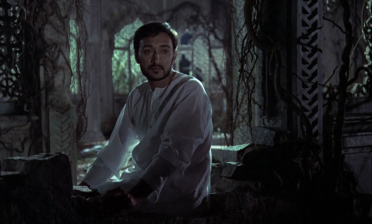 인도로 가는 길 A.Passage.To.India.1984.1080p.BluRay.H264.AAC-RARBG.mp4_002016832.png