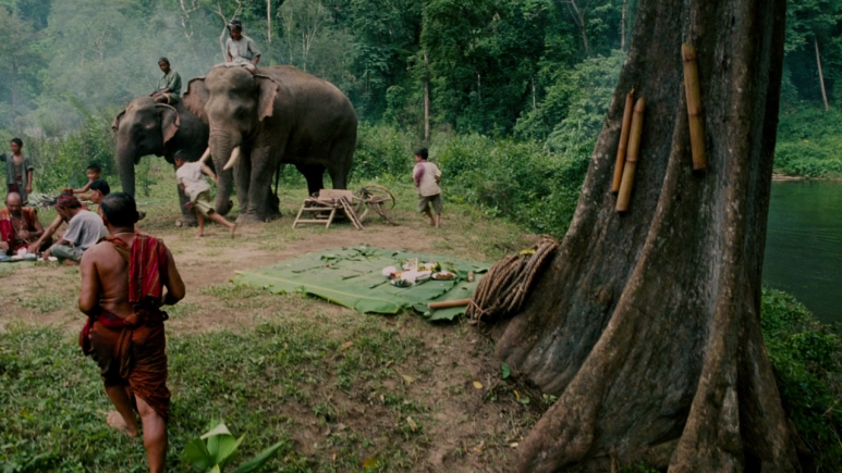 옹박_두번째_미션_The.Protector.2005.Ultimate.Edition.BluRay.720p.AC3.3Audio-CHD.mkv (4).png