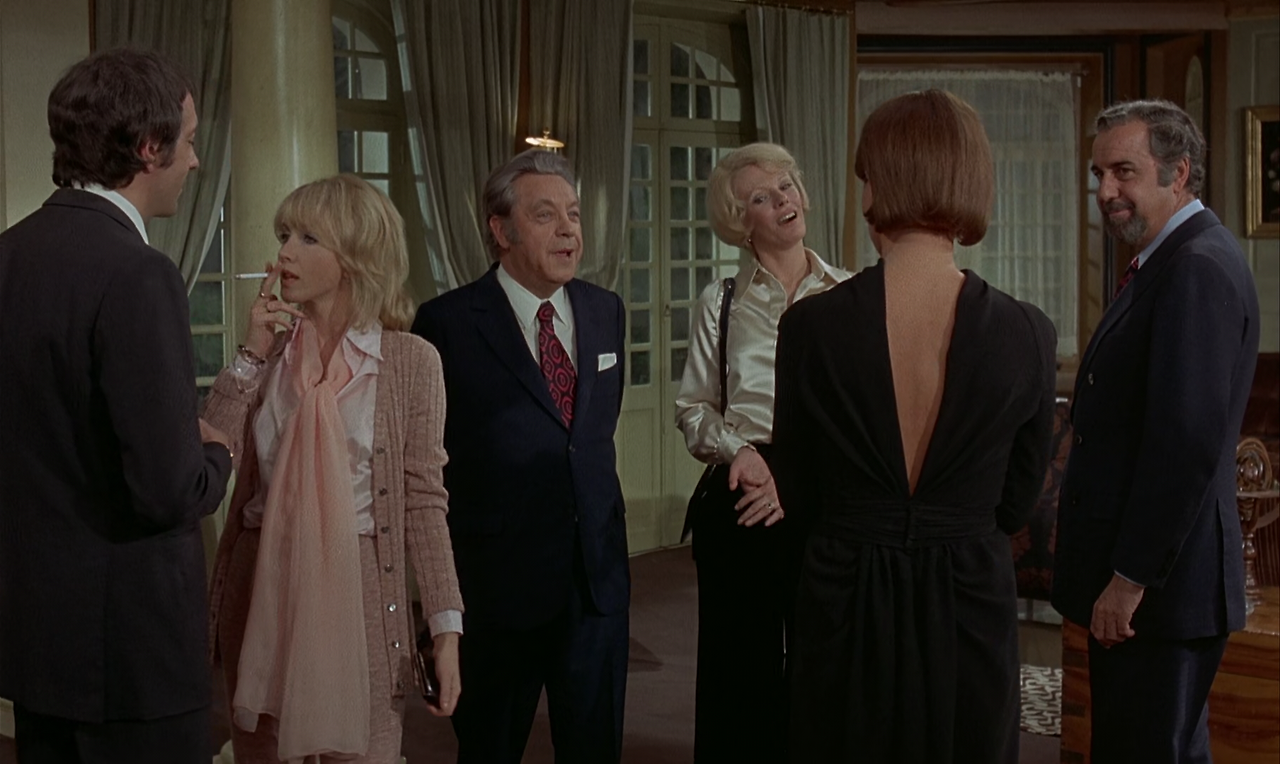 The Discreet Charm of the Bourgeoisie 1972 (1080p Bluray x265 HEVC 10bit AAC 2.0 French Tigole).mkv_005544167.png