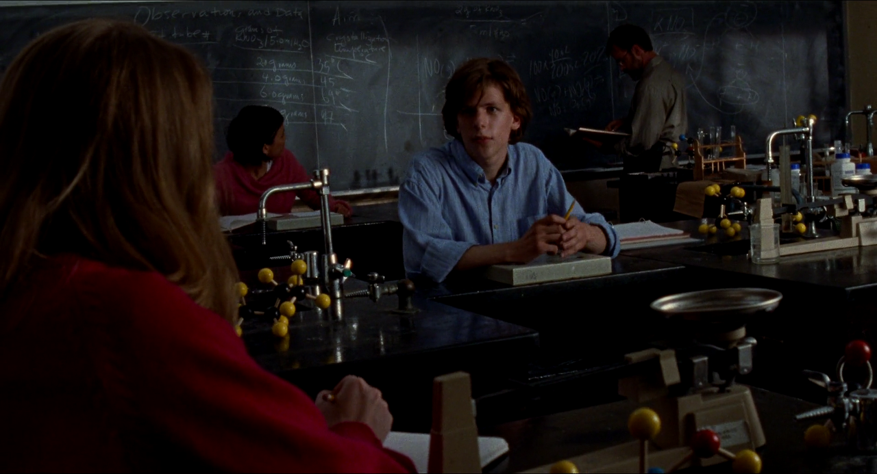 오징어와 고래 The.Squid.and.the.Whale.2005.REMASTERED.1080p.BluRay.H264.AAC-RARBG.mp4_001172047.png