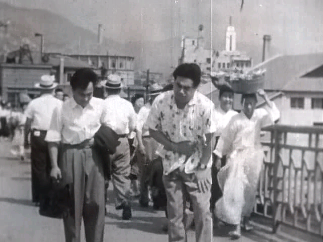 청춘쌍곡선.1956.XviD.AC3.CD1-WAF.avi_001230048.png