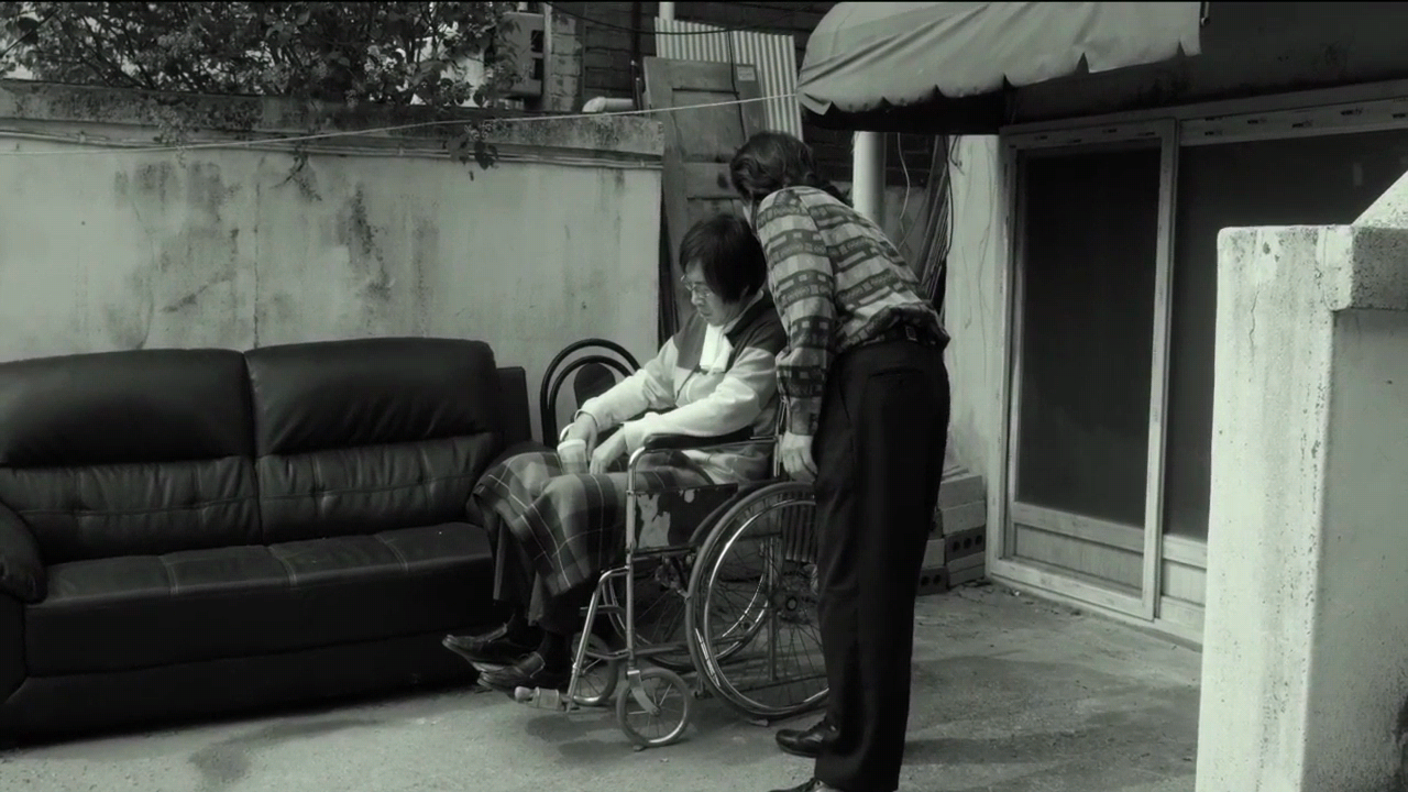 춘몽.A Quiet Dream.2016.720p.HDRip.H264-UnKnown.mkv_001021448.png