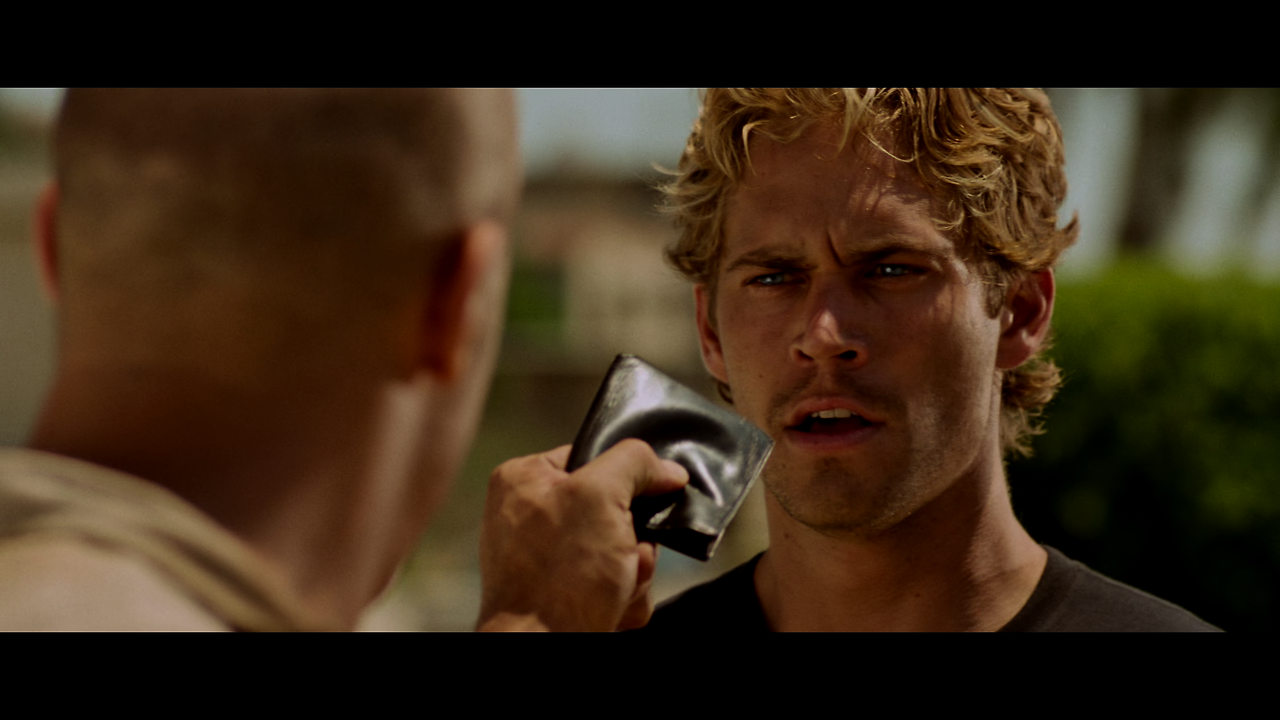 The.Fast.And.The.Furious.2001.2160p.4K.BluRay.x265.10bit.AAC5.1.mkv_000530948.png