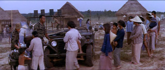 그린 베레.The.Green.Berets.1968.DivX.AC3.CD1.avi_003474224.png