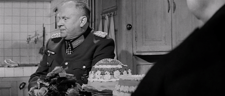 Is.Paris.Burning.1966.1080p.WEBRip.AAC2.0.x264-FGT.mkv_014638248 - 복사본 - 복사본.png