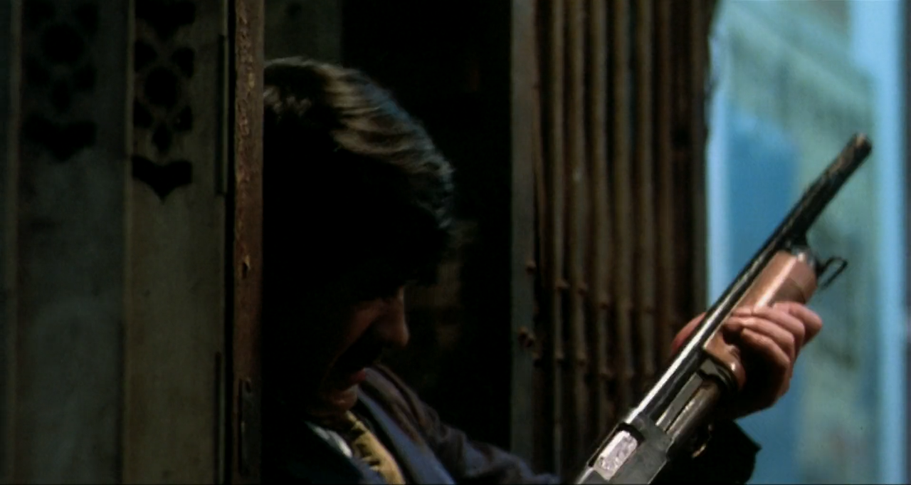 Long.Arm.Of.The.Law.1984.CHINESE.1080p.BluRay.H264.AAC-VXT.mp4_005867784.png