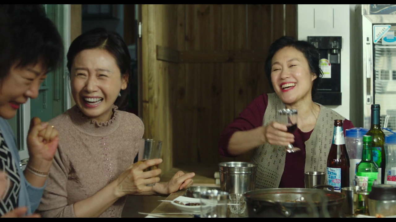 니 부모 얼굴이 보고 싶다.I.want.to.know.your.parents.2022.1080p.WEB-DL.AC3.5.1.H.264-Unknown.mkv_004348031.png