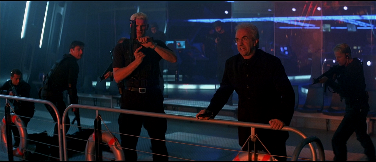 1997 - Tomorrow.Never.Dies.1080p.BluRay.DTS.HighCode.mkv_006142303.png