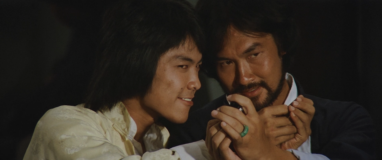 집가소수.홍금보.Knockabout.1979.1080p.BluRay.x264-USURY.mkv_000884133.png
